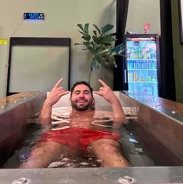 PlungePalz founder in a cold plunge